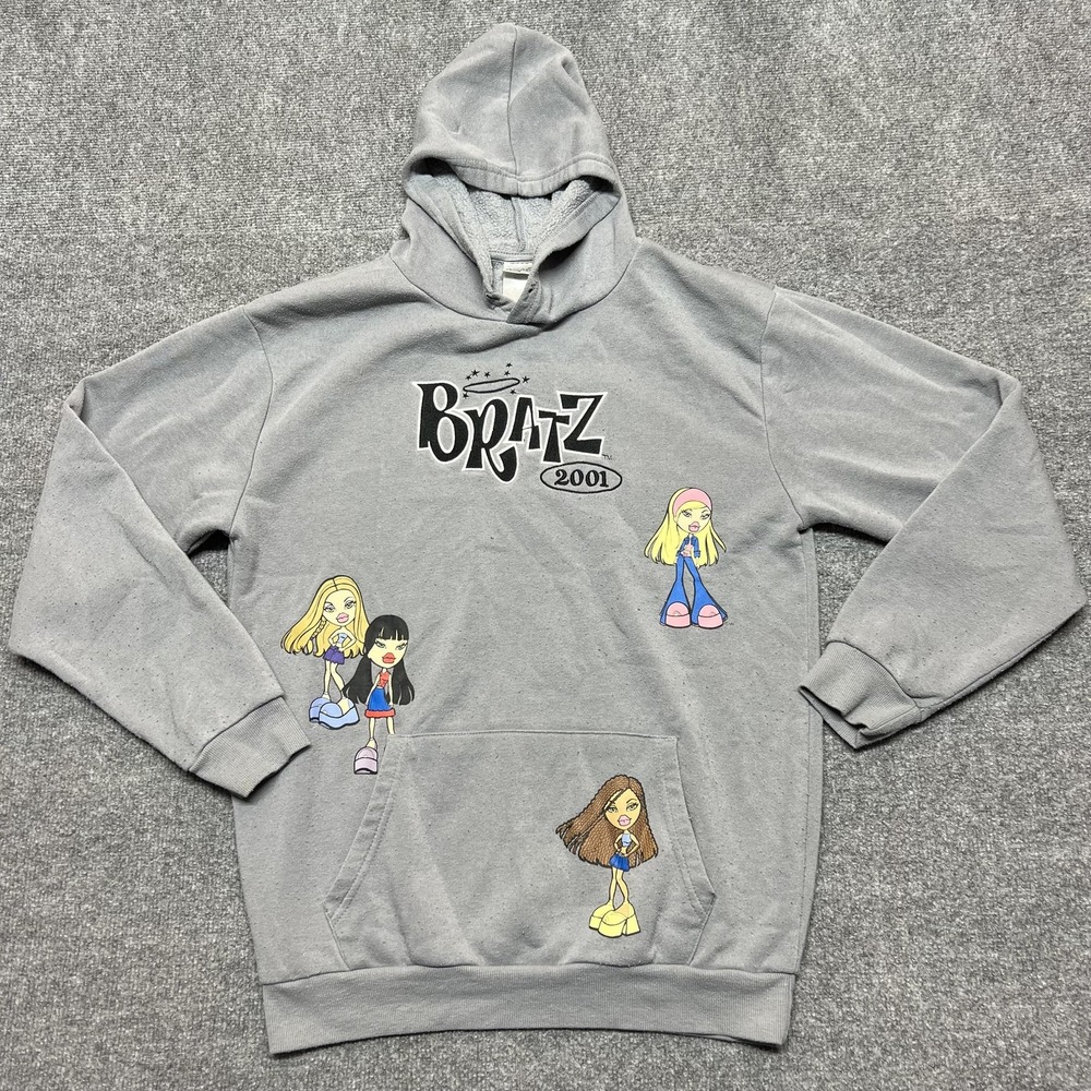 Y2K Bratz Hoodie Juniors Small Gray Fleece Pullover Kangaroo Pocket 2001 Graphic